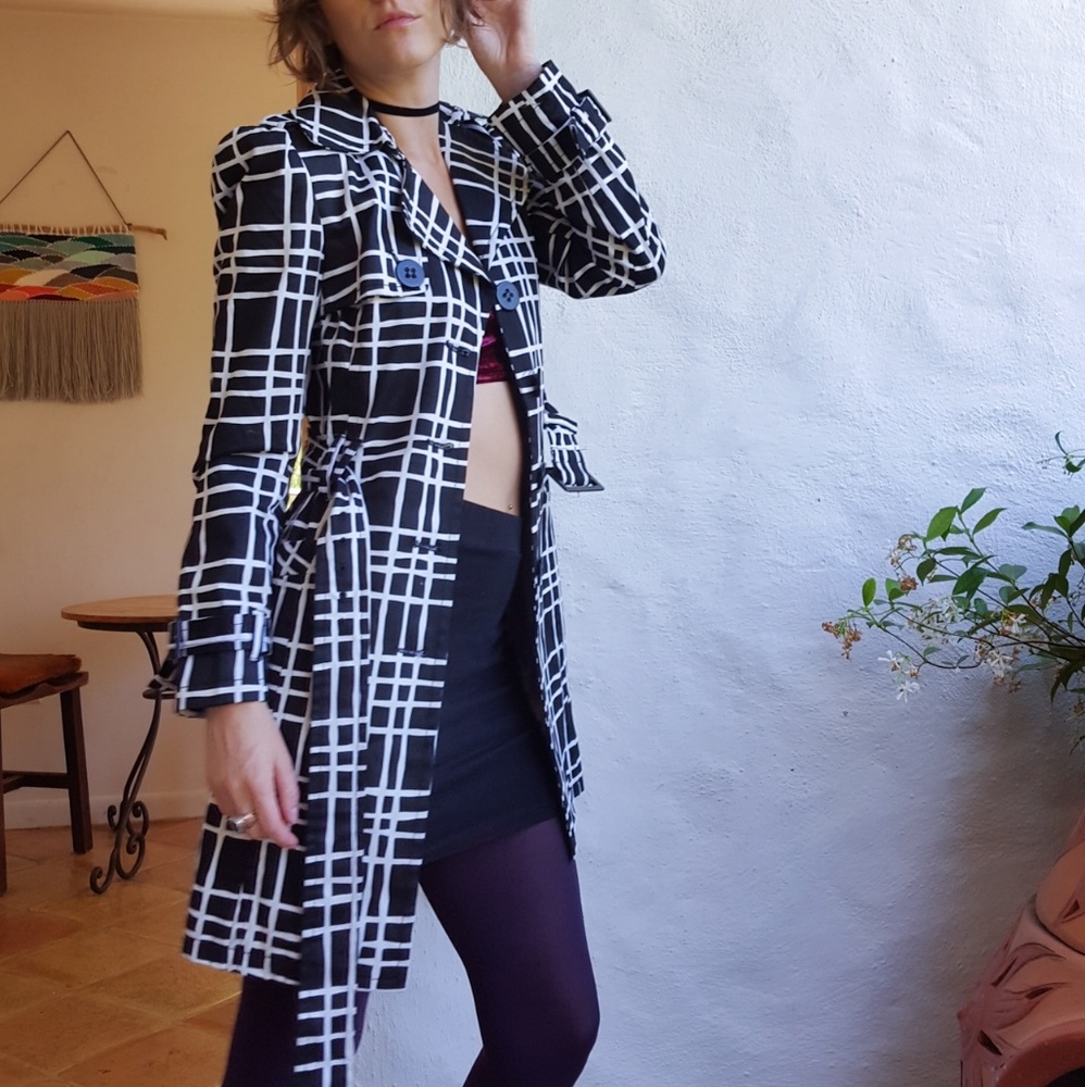 Bold plaid look trench coat